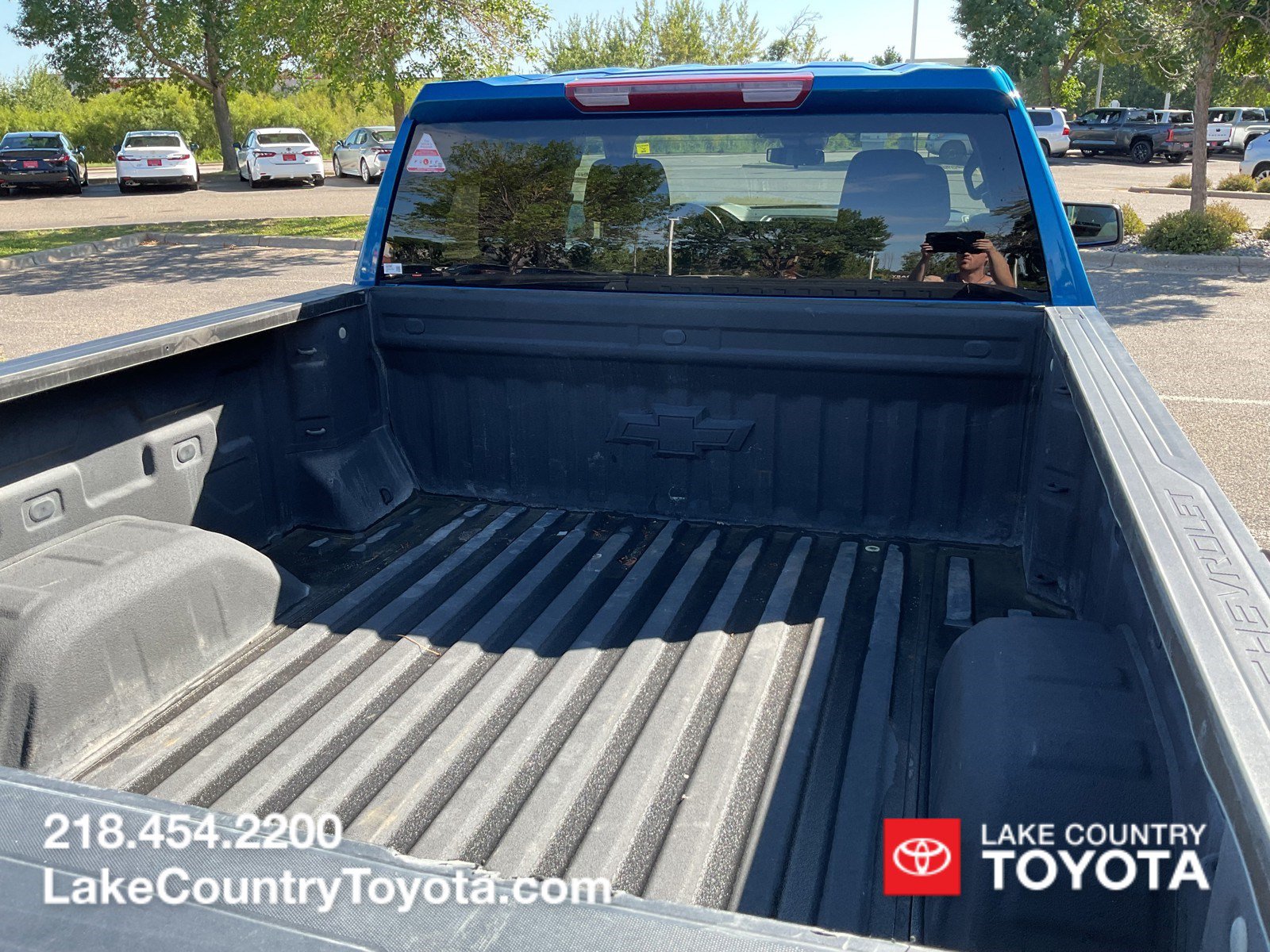 Used 2023 Chevrolet Silverado 1500 RST w/ Z71 Off-Road Package AWD/4WD image 13