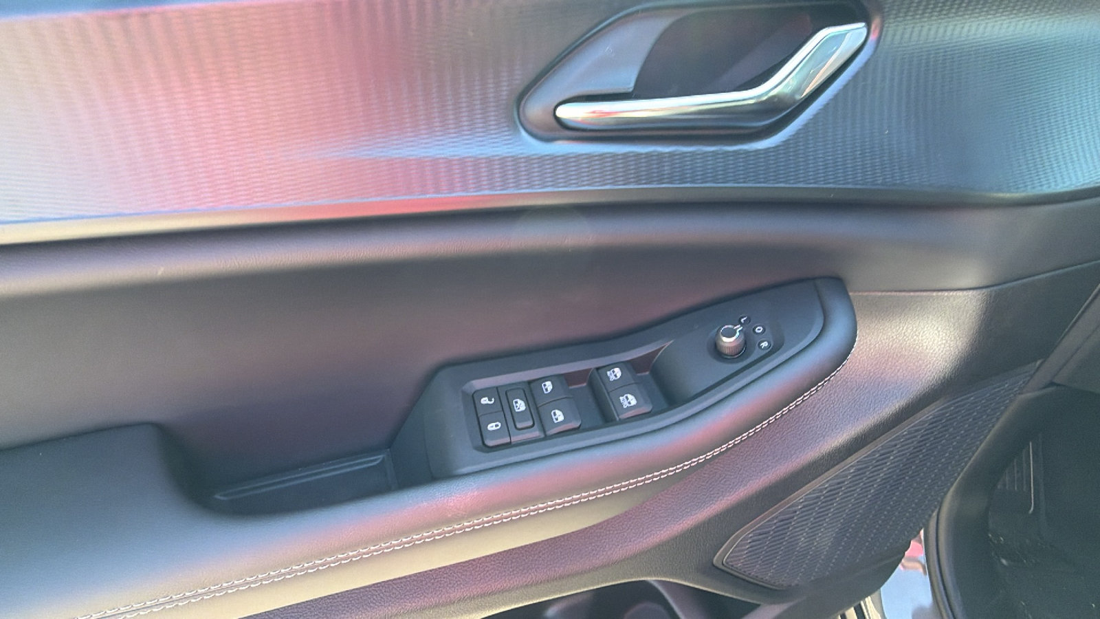New 2027 Jeep Grand Cherokee Laredo X AWD/4WD image 15