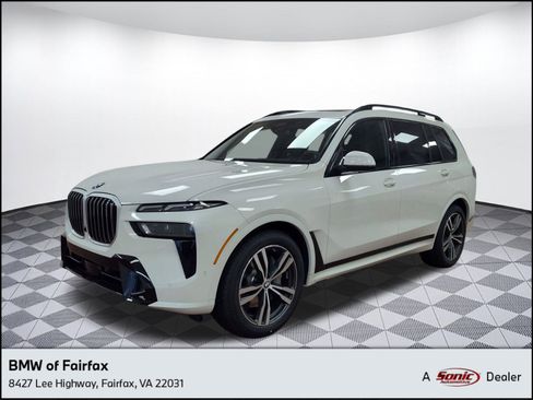 New 2026 BMW X7 xDrive40i w/ M Sport Package image 1