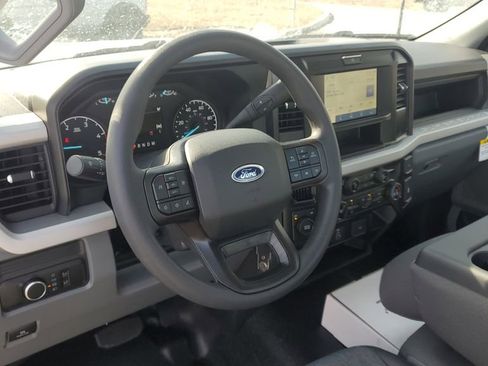 New 2026 Ford F550 4x4 Regular Cab Super Duty image 14