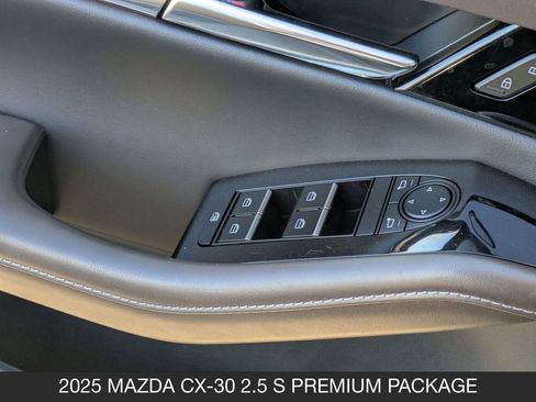 Used 2025 MAZDA CX-30 AWD 2.5 S w/ Premium Package image 14