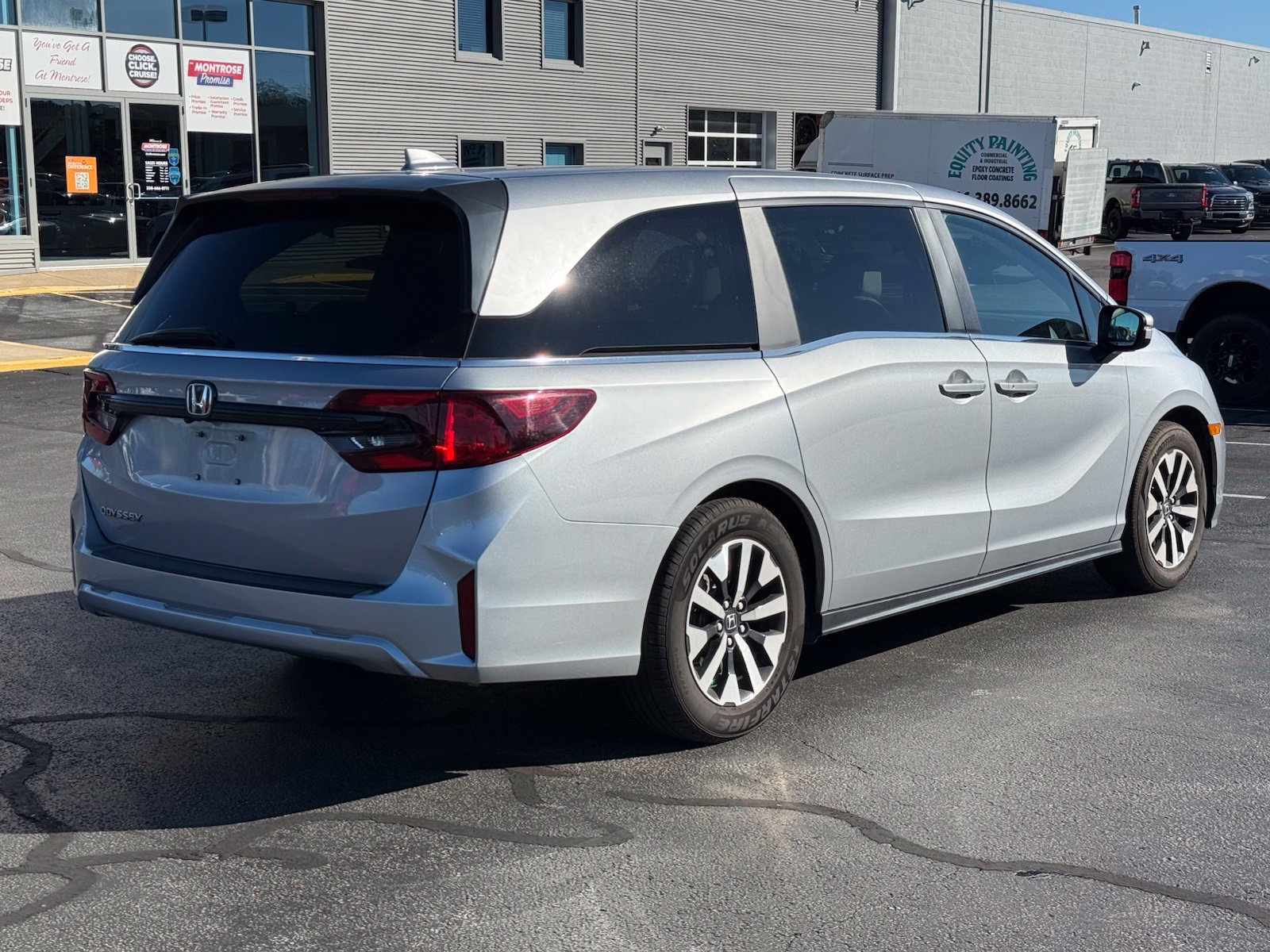 Used 2025 Honda Odyssey EX-L image 4