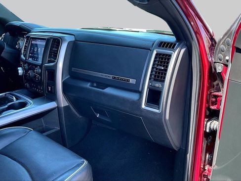 Used 2018 RAM 1500 Limited RWD image 15
