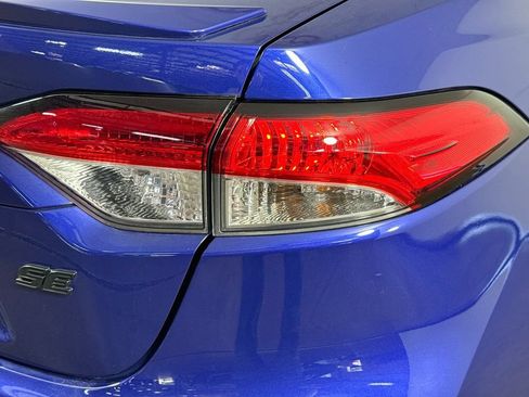 Used 2022 Toyota Corolla SE FWD image 30