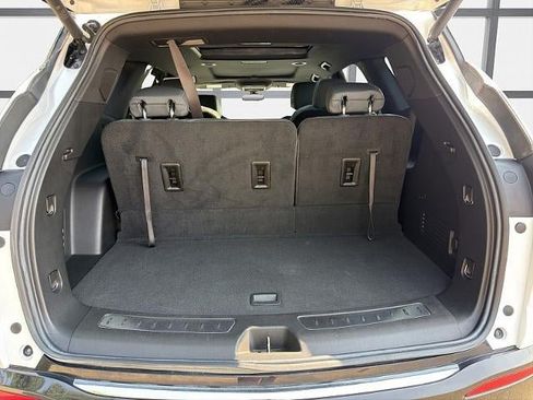 Used 2023 Buick Enclave Essence w/ Experience Buick Package AWD/4WD image 12