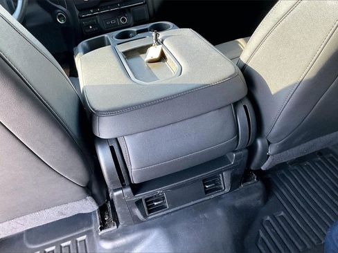 Used 2024 GMC Sierra 2500 Pro image 11