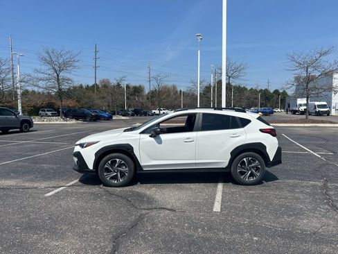 Used 2026 Subaru Crosstrek 2.0i Premium AWD/4WD image 2