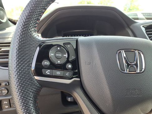 Used 2024 Honda Passport Black Edition image 27