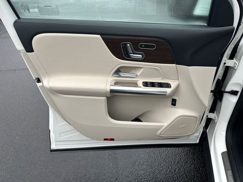 New 2026 Mercedes-Benz GLA 250 image 10