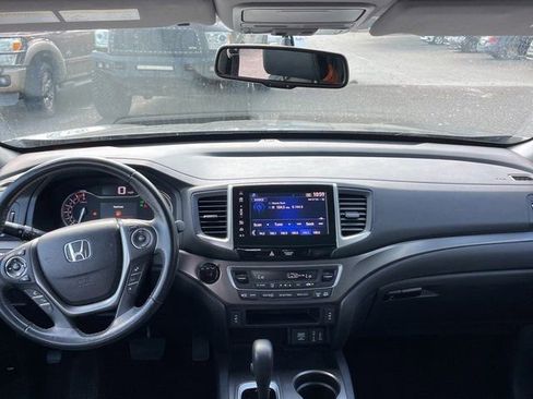 Used 2017 Honda Pilot EX-L image 18