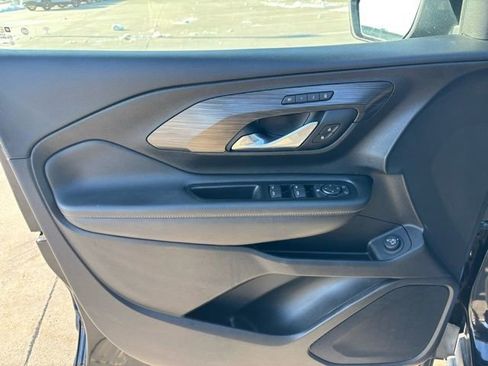 Certified 2021 GMC Terrain SLT w/ Elevation Edition image 17