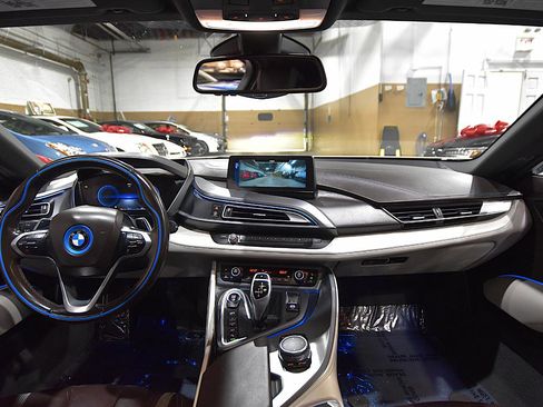 Used 2016 BMW i8 AWD/4WD image 37