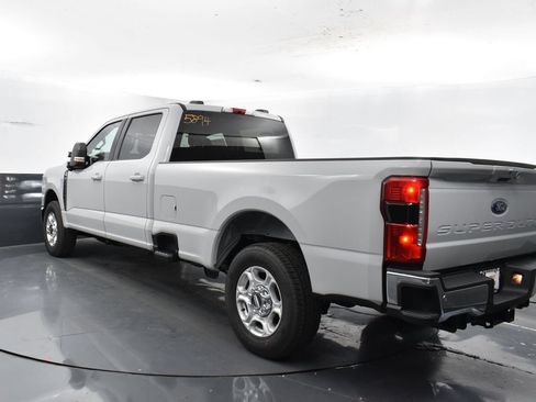 New 2026 Ford F250 XLT w/ XLT Premium Package RWD image 8