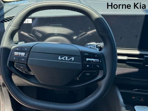 New 2026 Kia Sportage X-Line AWD/4WD image 16