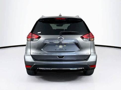 Used 2018 Nissan Rogue SL FWD image 5