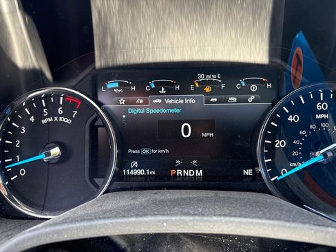 Used 2018 Ford Expedition Limited w/ Equipment Group 302A RWD image 28