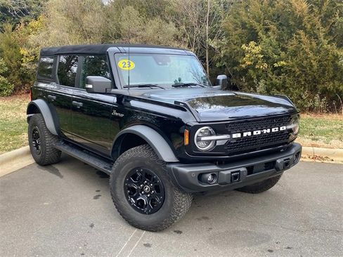 Used 2023 Ford Bronco Wildtrak image 1