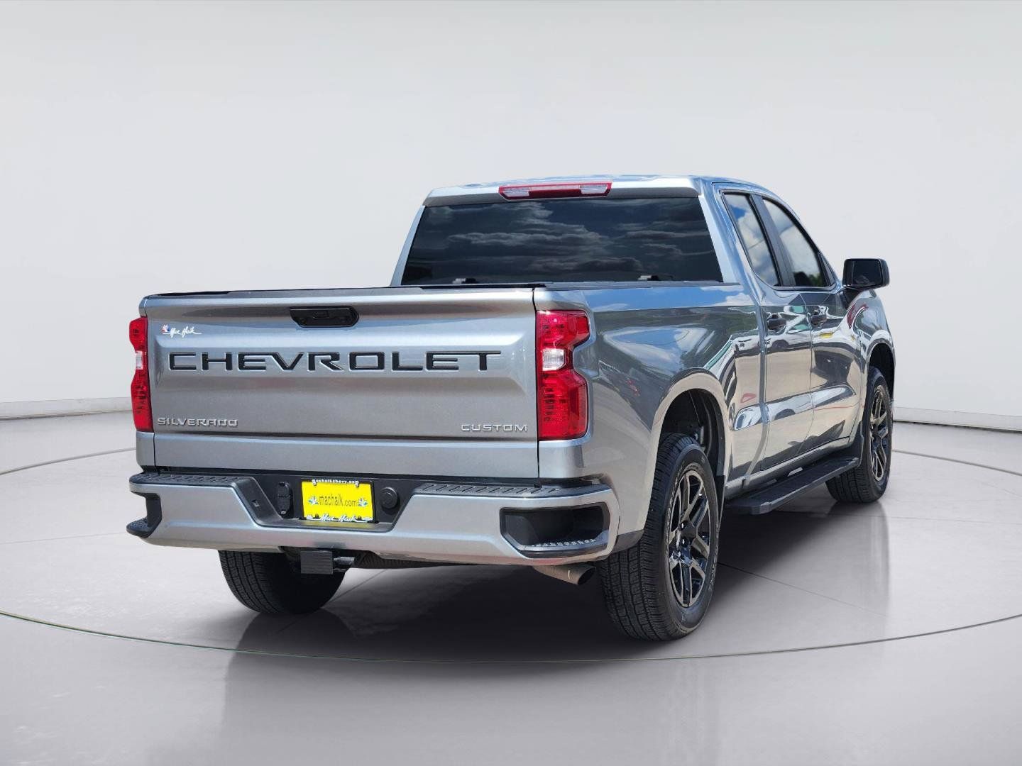 Certified 2026 Chevrolet Silverado 1500 Custom RWD image 5
