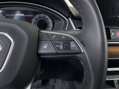 Used 2025 Audi Q5 2.0T Premium w/ Convenience Plus Package image 27