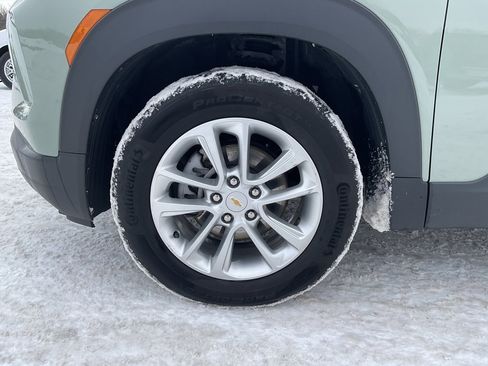 Used 2025 Chevrolet TrailBlazer LS w/ LS Convenience Package image 14