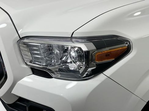 Used 2023 Toyota Tacoma SR5 image 3