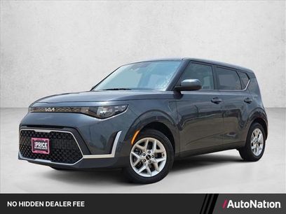 Used 2025 Kia Soul LX w/ LX Technology Package