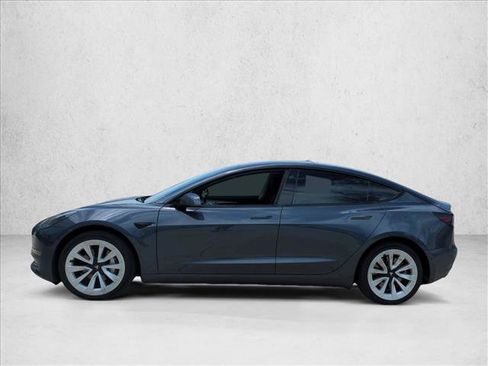 Used 2022 Tesla Model 3 Standard Range RWD image 8