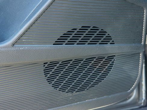 Used 2022 Volkswagen Taos SE image 22