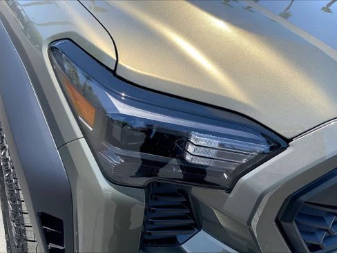 New 2026 Toyota Tacoma TRD Off-Road AWD/4WD image 13