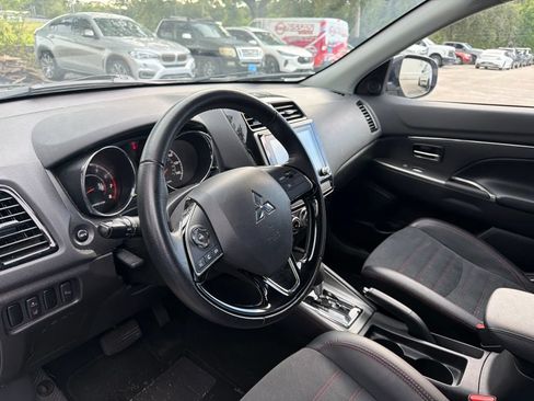 Used 2024 Mitsubishi Outlander Sport SE AWD/4WD image 9