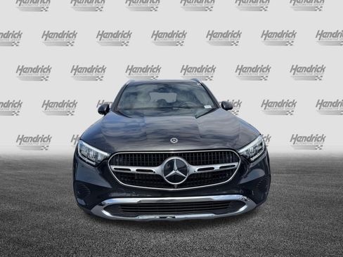 Used 2026 Mercedes-Benz GLC 300 4MATIC image 3