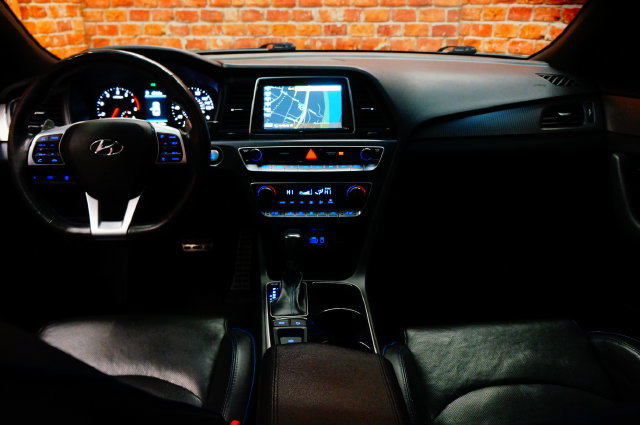 Used 2019 Hyundai Sonata Limited FWD image 10
