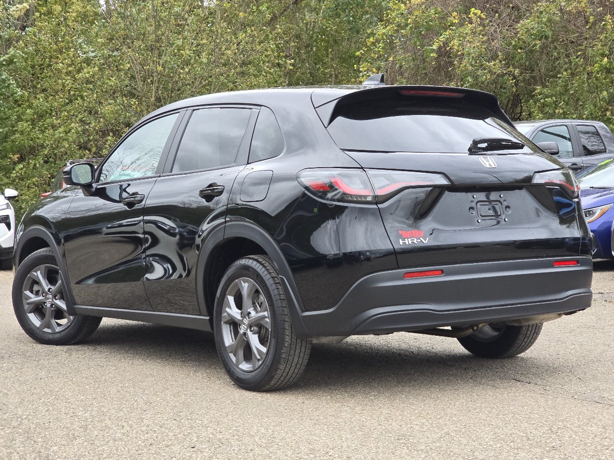 Used 2026 Honda HR-V LX image 17