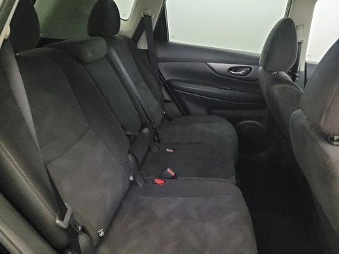 Used 2015 Nissan Rogue SV AWD/4WD image 19