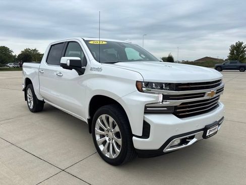Used 2021 Chevrolet Silverado 1500 High Country w/ Technology Package AWD/4WD image 41