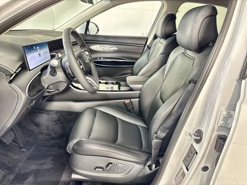New 2026 Genesis GV70 2.5T AWD/4WD image 13