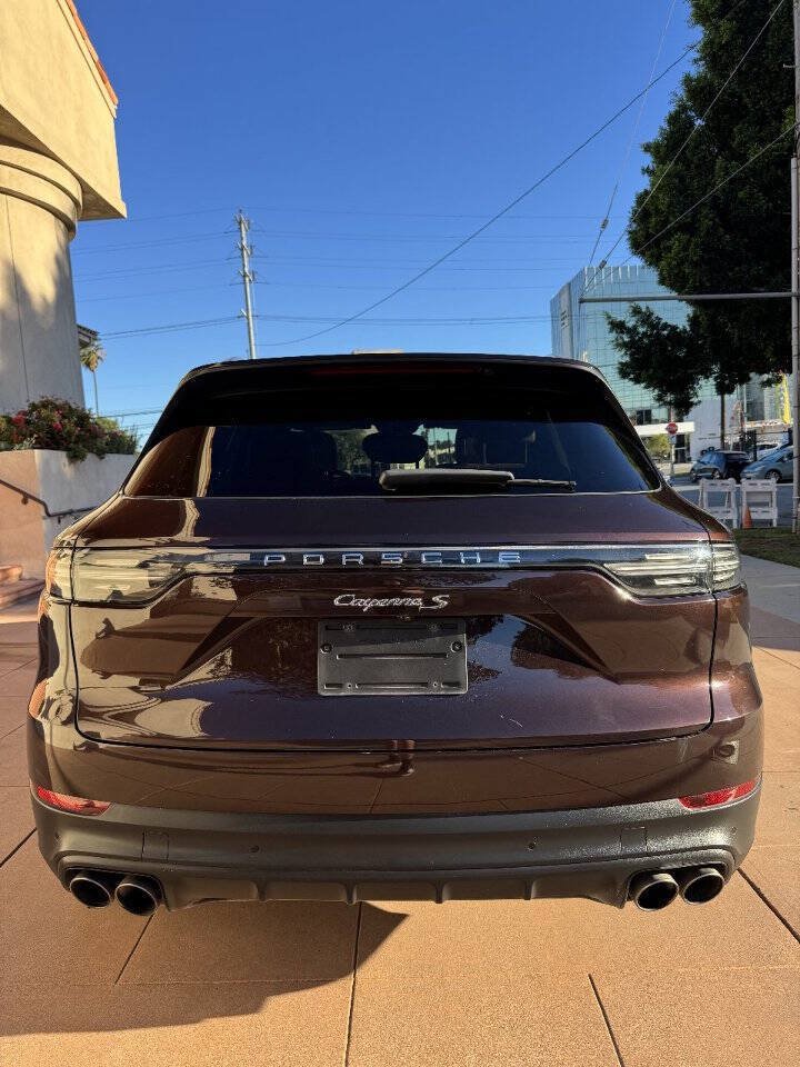 Used 2019 Porsche Cayenne S AWD/4WD image 6