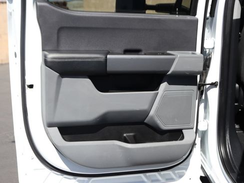 Used 2023 Ford F550 2WD Crew Cab Super Duty image 32