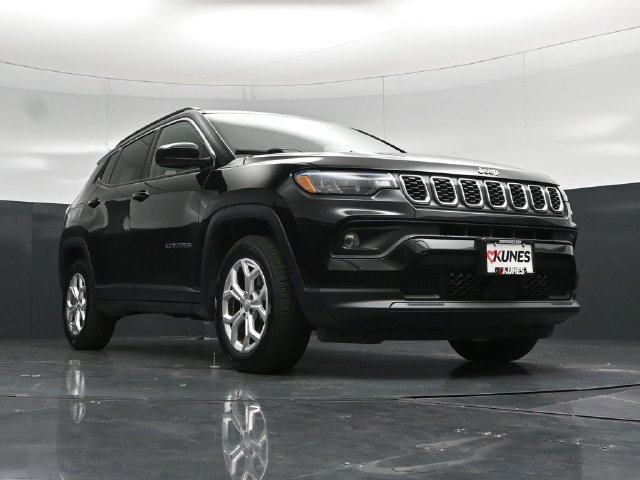 Certified 2024 Jeep Compass Latitude AWD/4WD image 55