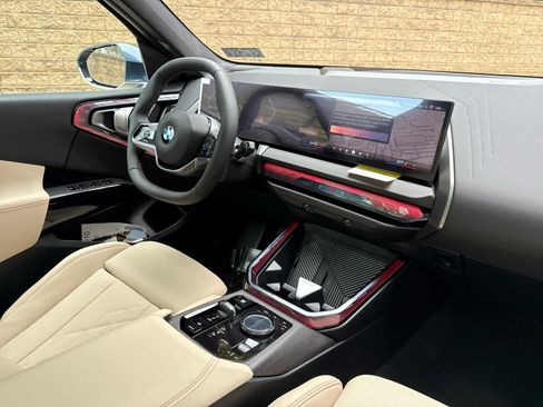 Used 2026 BMW X3 xDrive30i w/ Convenience Package AWD/4WD image 13
