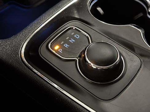 Used 2017 Dodge Durango SXT w/ 3rd Row Seating Group image 11