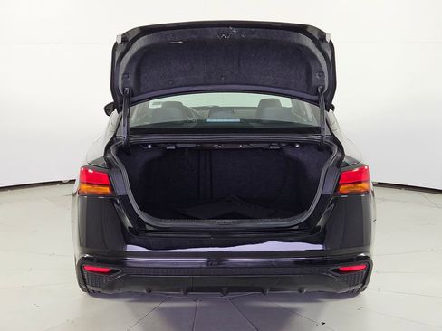 Used 2021 Nissan Altima 2.5 SV FWD image 10