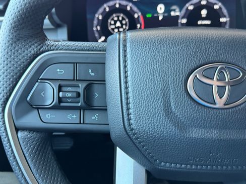Used 2026 Toyota Tacoma TRD Off-Road w/ TRD Off Road Premium Package AWD/4WD image 24