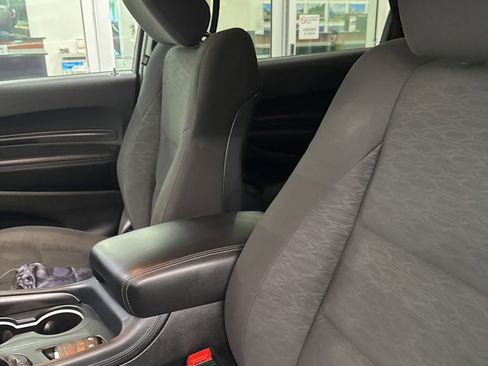 Used 2023 Dodge Durango SXT RWD image 15