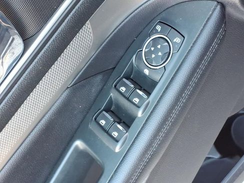 Certified 2019 Ford Explorer XLT w/ Equipment Group 202A image 15