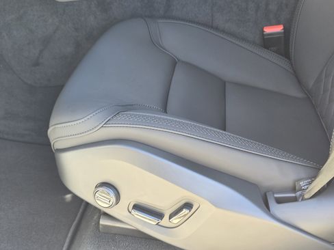 New 2026 Volvo XC90 B5 Plus image 27