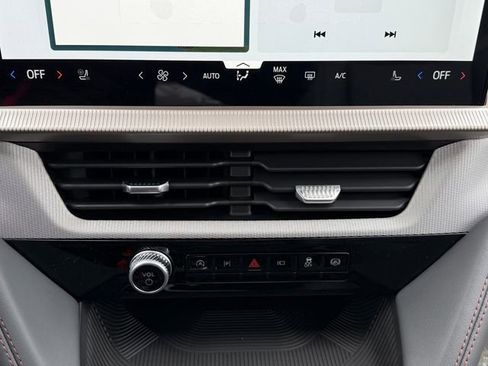 New 2026 Ford Explorer Active w/ Active Comfort Package image 19