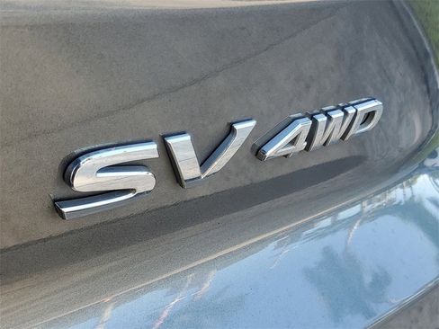 Used 2024 Nissan Pathfinder SV image 7