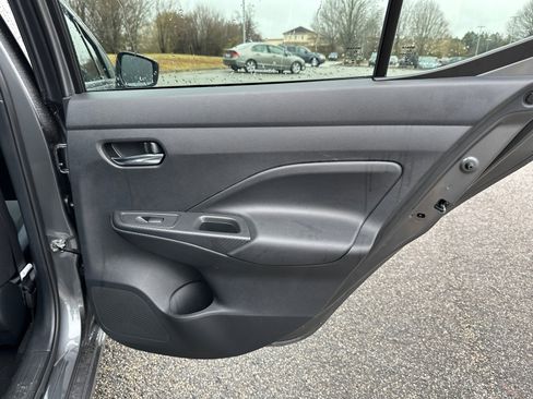 New 2025 Nissan Kicks SR image 16