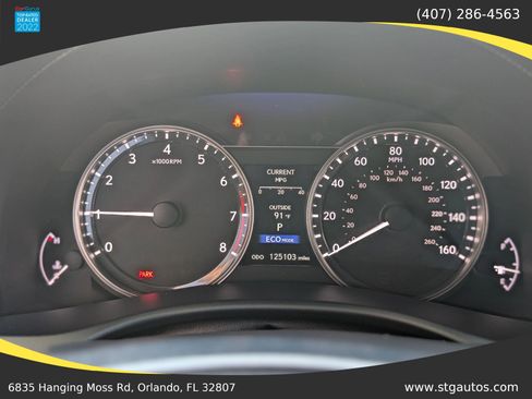 Used 2015 RAM 1500 Laramie RWD image 25